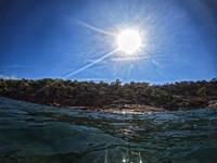 Καιρός σήμερα: Αλλού καλοκαίρι, αλλού φθινόπωρο