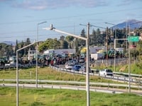 Πάτρα: Απόψε κρίνεται η τύχη του μπλόκου...