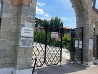 Καλλιθέα: Οδύνη στην κηδεία της 7χρονης Αγγελίνας