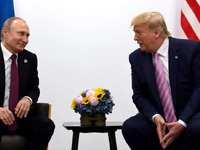 Reuters: O Πούτιν είναι ανοιχτός σε διαπ...