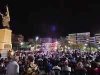 Πάτρα: Πολύς κόσμος & μηνύματα ανθρω...