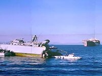 Κόπηκε στα δύο το ναρκοθηρευτικό «Καλλισ...