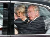 Όσα έγιναν στη συνάντηση Καρόλου - Χάρι ...