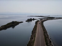 Κορωνησία Άρτας: Η μαγική διαδρομή σε έν...