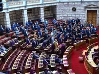 LIVE- Βουλή - Τέμπη: Άρχισε η συζήτηση ε...