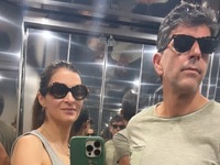 Αντιγόνη Κουλουκάκου: Φωτογραφίζεται με ...