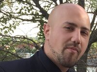 Αστυνομικοί σκότωσαν χτυπώντας με taser ...