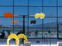 Είδατε τα έργα Takis στο αεροδρόμιο Βενι...