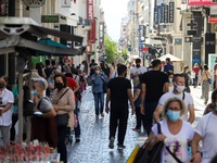 Τζανάκης για μετάλλαξη Δέλτα: Δεν αποκλε...