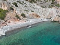 Παραλία Τριχιά: Η άγνωστη παραλία της Χί...