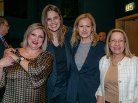Φλας στο Μουσείο: Inner Wheel και Περιφέ...