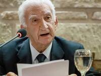 Πάτρα: Πέθανε ο χρονογράφος, συγγραφέας ...