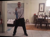 Γυμναζόμαστε στο σπίτι με τον Μάκη Παρασ...