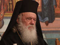 H ωμή πολιτική παρέμβαση Ιερώνυμου- Όταν...