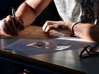 Οργή για την Τράπεζα Θεμάτων: "Έχου...