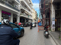 Σκαλωσιές στενεύουν την Κορίνθου εβδομάδ...