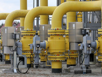 Financial Times: Η Ελλάδα φιλοδοξεί να π...