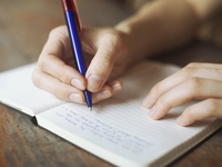 Μίλα ή γράψε για τον καρκίνο σου, σού κάνει καλό