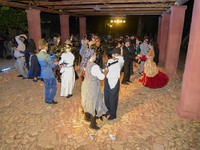 Παραδοσιακό αποκριάτικο χρώμα στην Αχάια...