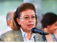 Λίνα Μενδώνη: Είδε 12 Υπουργούς να περνο...