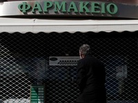 Θ. Παπαθανάσης: Οι φαρμακοποιοί αγωνιζόμ...