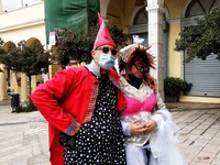 Πάτρα: Η νύφη στο τζιπάκι- Κάνει παρέλασ...