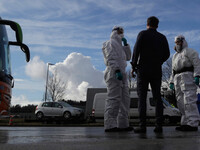 Κορωνοϊός: Άνοιξαν χώροι λατρείας και πα...