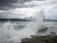 Συνεχίζει και σήμερα την πορεία του στην...