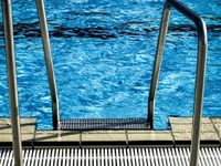 Ελεύθεροι ο θείος και ο υπεύθυνος τουρισ...