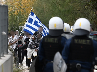 Άνω Λιόσια: Επιχείρηση της Αστυνομίας στ...