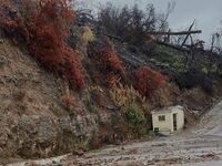Η κακοκαιρία χτυπά την Εύβοια- Κατολισθή...