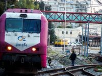 Ακινητοποιημένα τα τρένα όλο το Σαββατοκ...