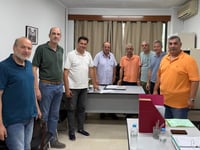 σπιράλ: Συζήτηση με ιδιοκτήτες ταξί
