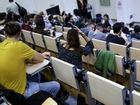 Πανεπιστήμιο Πατρών: Επιστροφή στα αμφιθ...