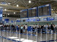 Μικρότερες οι καθυστερήσεις στα ελληνικά...