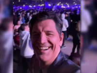 Σάκης Ρουβάς: «Τα δίνει όλα» στη συναυλί...