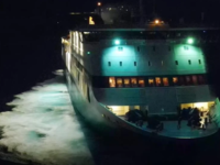 Νυχτερινή μανούβρα ακριβείας: Πλοίο 176 ...