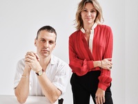 Marios Schwab: Μετά το Halston στη Zeus ...