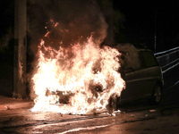 Μενίδι: Η στιγμή που το αυτοκίνητο του 4...