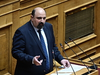 Παραιτήθηκε ο Τριαντόπουλος από υφυπουργ...