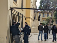 Γηροκομείο στα Χανιά: Ένταση έξω από τα ...