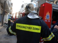Ηλιούπολη: Φωτιά σε βαν στη Βουλιαγμένης 