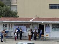 Εκλογές 2023: Οι πρώτες ουρές σε εκλογικ...