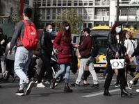 Μέχρι ποια μέρα μεταδίδουν τον κορωνοϊό ...