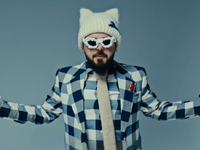 Πανδαιμόνιο με το βιντεοκλίπ του Ακύλα γ...