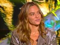 Survivor- Καρολίνα Καλύβα: Η αποκάλυψη γ...