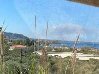 Καίει ακόμα η φωτιά στο Βουπράσιο, στη Λάμια- ΦΩΤΟ