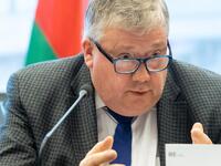 QatarGate: Αποφυλακίζεται με "βραχι...