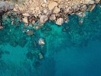 Κορινθία: 4 πανέμορφες παραλίες για εξορμήσεις