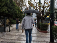 Καιρός σήμερα: Βελτιωμένος στα δυτικά, β...